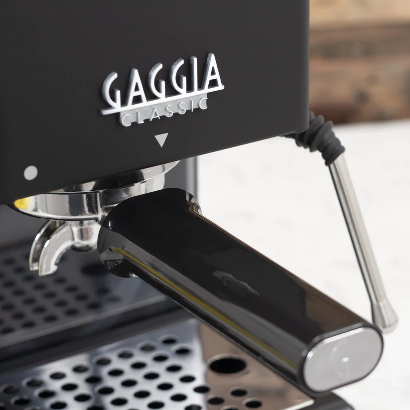 Macchina da caffè espresso Gaggia Classic E24 nera RI9481/14